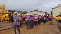Gaji United Tractors