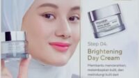 Wardah Crystal Secret